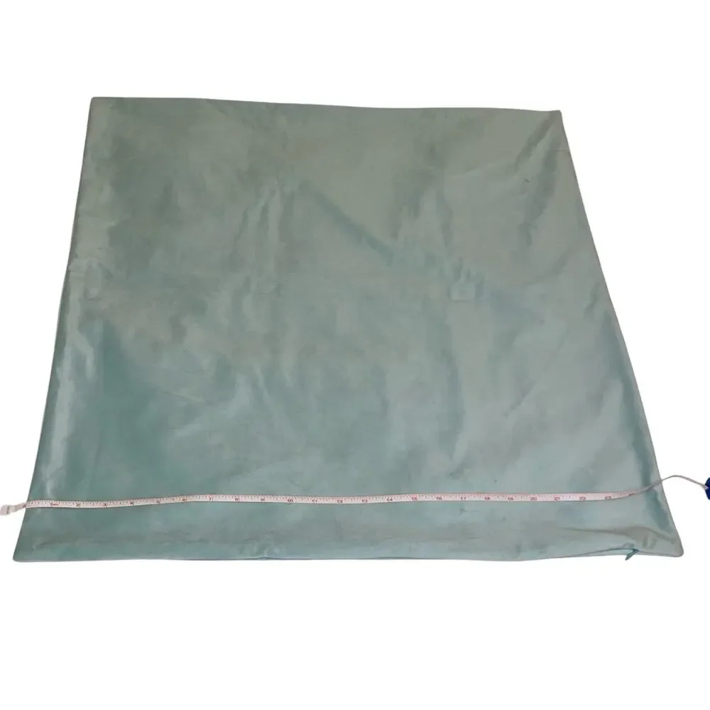 NWOT Set of TWO Velvety 26